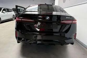BMW 520, 2.0, 145 kW, diisel, automaat, tagavedu