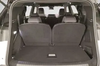 Peugeot 5008, 1.2, 100 kW, hübriid, automaat, esivedu