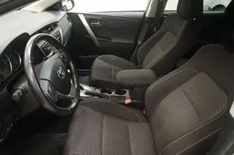 Toyota Auris, 1.6, 97 kW, бензин, автомат, передний привод