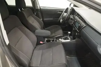 Toyota Auris, 1.6, 97 kW, бензин, автомат, передний привод