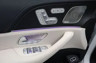 Mercedes-Benz GLS 450, 3.0, 270 kW, hybrid, automatic, four-wheel drive