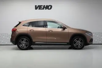 Mercedes-Benz GLA 250, 2.0, 165 kW, бензин, автомат, полный привод