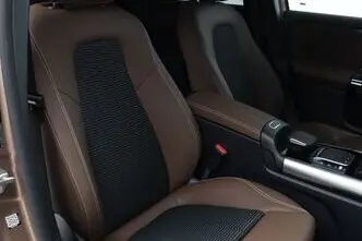 Mercedes-Benz GLA 250, 2.0, 165 kW, бензин, автомат, полный привод