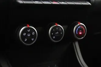Renault Captur, 1.0, 67 kW, бензин, механическая, передний привод