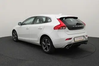 Volvo V40, 2.0, 88 kW, diesel, manual, front-wheel drive