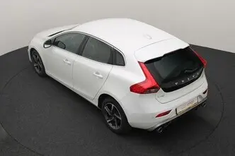 Volvo V40, 2.0, 88 kW, diesel, manual, front-wheel drive