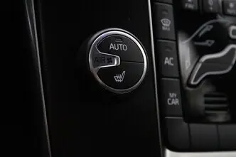 Volvo V40, 2.0, 88 kW, diesel, manual, front-wheel drive