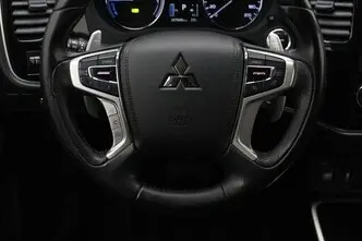 Mitsubishi Outlander, 2.0, 89 kW, pistikhübriid, automaat, nelikvedu