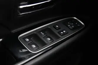 Mitsubishi Outlander, 2.0, 89 kW, pistikhübriid, automaat, nelikvedu