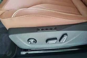 Škoda Enyaq, 70 kW, elekter, automaat, tagavedu