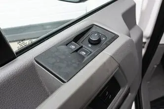 Volkswagen Crafter, 2.0, 103 kW, diesel, manual, front-wheel drive