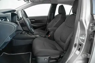 Toyota Corolla, 1.8, 125 kW, гибрид, автомат, передний привод