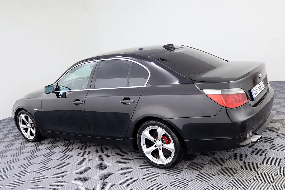 BMW 525, 2.5, 176 kW, diesel, automatic, rear-wheel drive