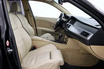 BMW 525, 2.5, 176 kW, diesel, automatic, rear-wheel drive