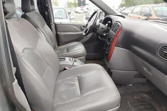 Chrysler Voyager, 2.8, 149 kW, diesel, automatic, front-wheel drive