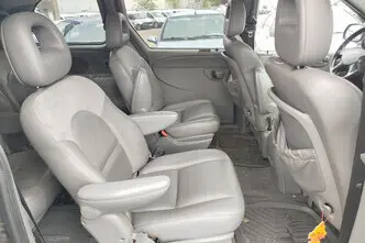 Chrysler Voyager, 2.8, 149 kW, diesel, automatic, front-wheel drive
