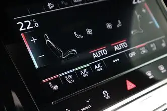 Audi Q8 e-tron, 158 kW, electric, automatic, four-wheel drive