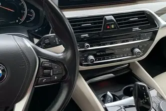 BMW 530, 3.0, 195 kW, diesel, automatic, four-wheel drive