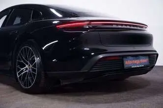 Porsche Taycan, 240 kW, electric, automatic, rear-wheel drive
