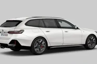 BMW 520, 145 kW, hybrid, automatic, four-wheel drive