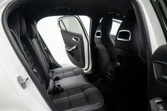 Mercedes-Benz GLA 180, 1.6, 90 kW, petrol, automatic, front-wheel drive
