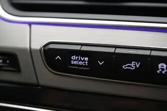 Audi Q7, 3.0, 190 kW, plug-in hybrid, automatic, four-wheel drive