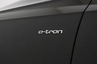 Audi Q7, 3.0, 190 kW, plug-in hybrid, automatic, four-wheel drive