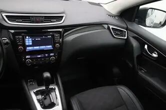Nissan Qashqai, 1.2, 85 kW, бензин, автомат, передний привод
