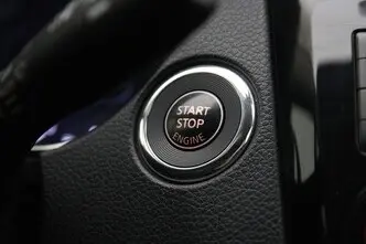 Nissan Qashqai, 1.2, 85 kW, бензин, автомат, передний привод