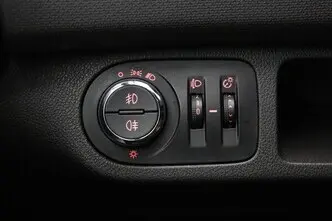 Opel Meriva, 1.4, 88 kW, бензин, механическая, передний привод