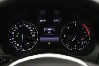 Mercedes-Benz A 180, 1.5, 80 kW, дизель, механическая, передний привод