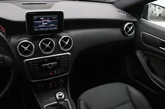 Mercedes-Benz A 180, 1.5, 80 kW, дизель, механическая, передний привод