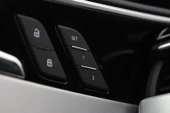 Audi A4, 2.0, 140 kW, hybrid, automatic, front-wheel drive