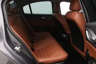 Alfa Romeo Giulia, 2.0, 147 kW, petrol, automatic, rear-wheel drive
