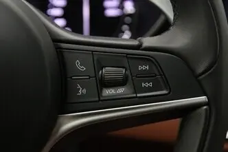 Alfa Romeo Giulia, 2.0, 147 kW, petrol, automatic, rear-wheel drive