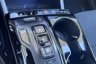 Hyundai Tucson, 1.6, 110 kW, hybrid, automatic, front-wheel drive