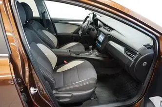 Toyota Avensis, 1.8, 108 kW, petrol, automatic, front-wheel drive