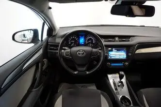 Toyota Avensis, 1.8, 108 kW, petrol, automatic, front-wheel drive