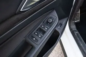 Volkswagen Golf, 1.4, 180 kW, bensiin, automaat, esivedu