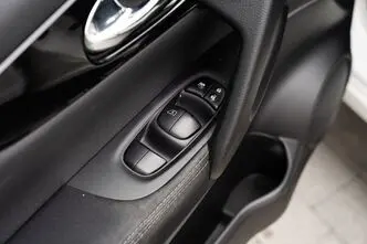 Nissan Qashqai, 1.2, 85 kW, бензин, автомат