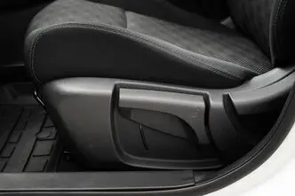 Nissan Qashqai, 1.2, 85 kW, бензин, автомат