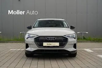 Audi e-tron, 300 kW, elekter, manuaal