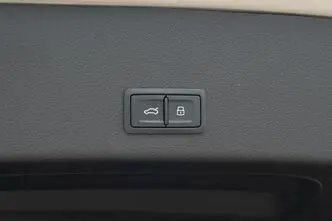 Audi e-tron, 300 kW, elekter, manuaal