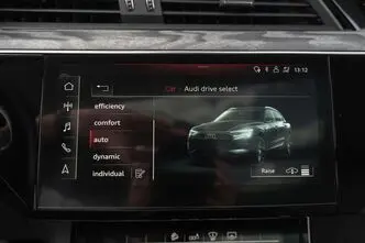 Audi e-tron, 300 kW, elekter, manuaal