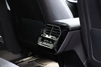 BMW iX, 240 kW, elekter, automaat, nelikvedu