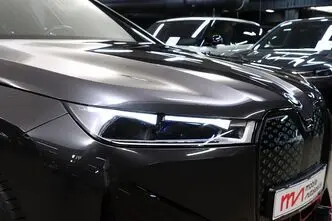 BMW iX, 240 kW, elekter, automaat, nelikvedu