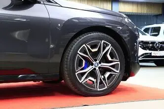 BMW iX, 240 kW, elekter, automaat, nelikvedu