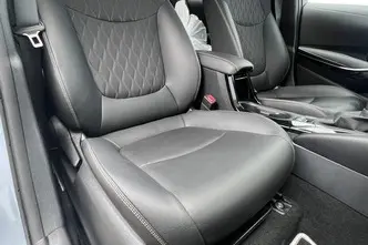 Toyota Corolla, 1.8, 72 kW, hübriid, automaat, esivedu