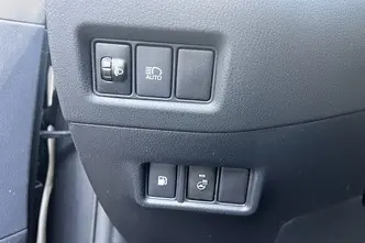 Toyota C-HR, 1.8, 72 kW, hübriid, automaat, esivedu