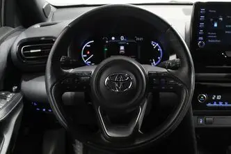 Toyota Yaris Cross, 1.5, 68 kW, hübriid, automaat, esivedu